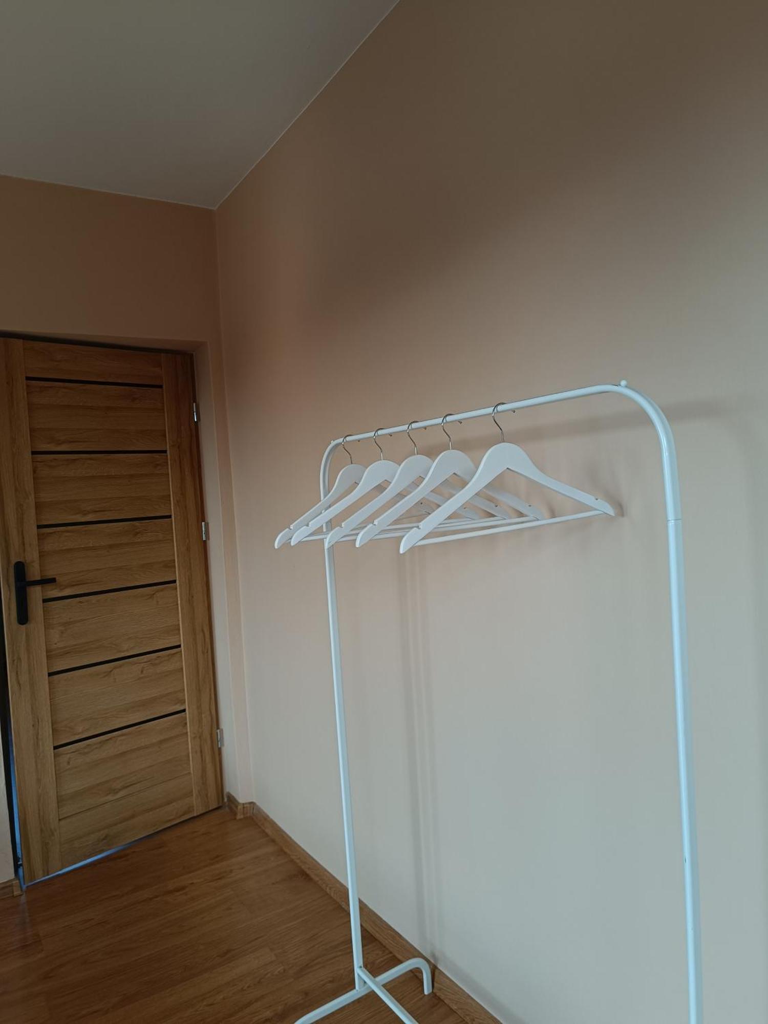 Poko-loko Nakvynės namai